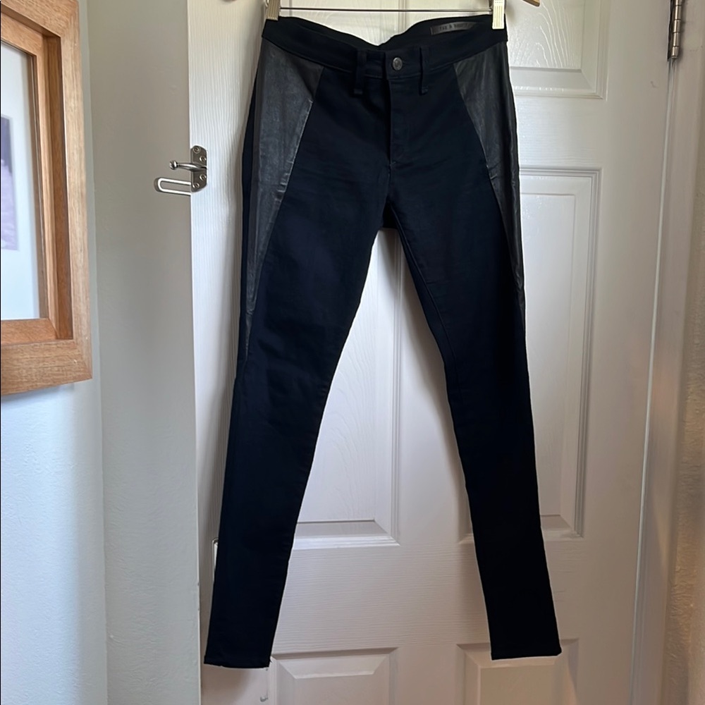 Rag & Bone Black Skinny Jeans Sleek Stretchy Design